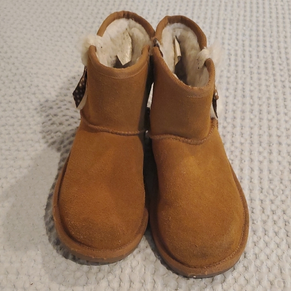 Koolaburra Other - Koolaburra Kids Boots in Tan (29)